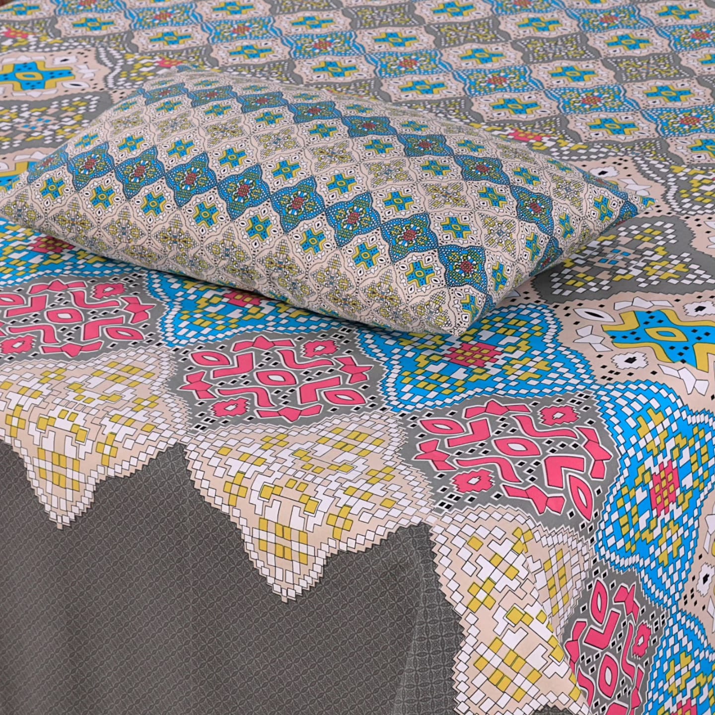 3 PCs Bedsheet D2230