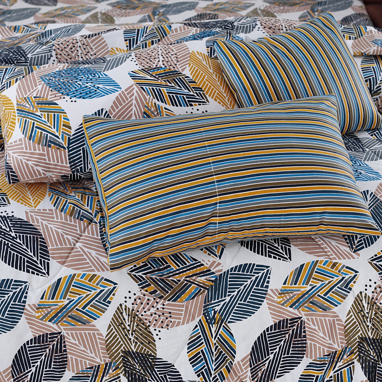 7pc comforter set hb-1558