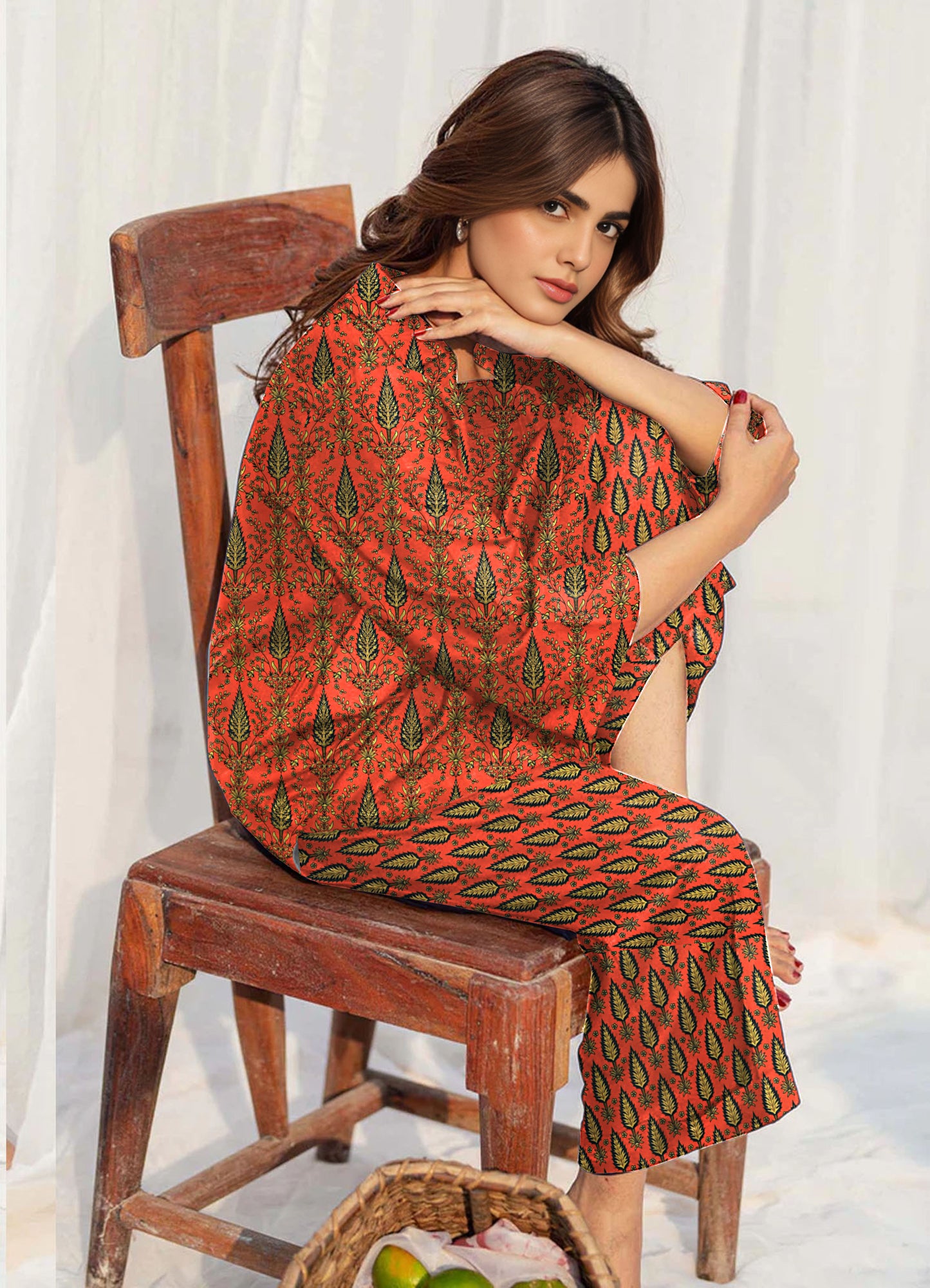 Loral Prints Ladies Suit 2 PCs Un-Stitched D-18